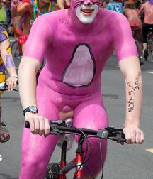 Nude Parades and Cycling 597521eaf3edc.jpg