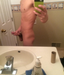 Selfies Never Stop 59754bf2c8af2.jpg