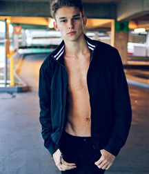 Cute Guys non-nude 59861d5f122ba.png