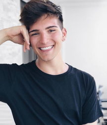 Cute Guys non-nude 59861d96aa562.png