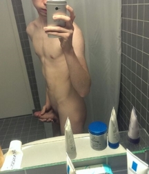Boy Selfies 59876b23222df.jpg