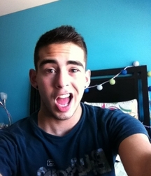 The Definitive Selfie File 5994a5693750f.jpg