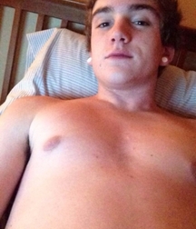 The Definitive Selfie File 5994a5a81b49d.jpg