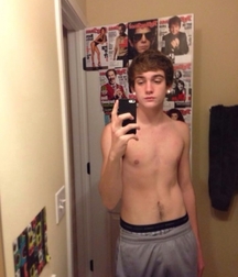 The Definitive Selfie File 5994a5afcc3b0.jpg