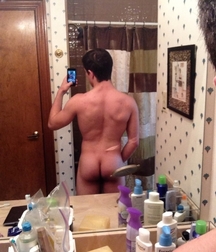 The Definitive Selfie File 5994a617b80f0.jpg