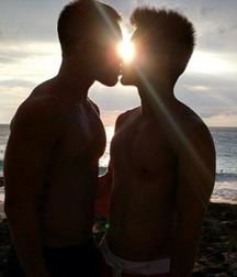 Guys in LoVe 5999e460e54e7.jpg