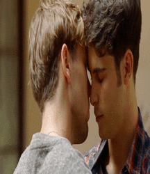 Guys in LoVe 5999e474e59e5.gif