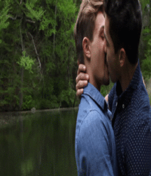 Guys in LoVe 5999e48e9933c.gif
