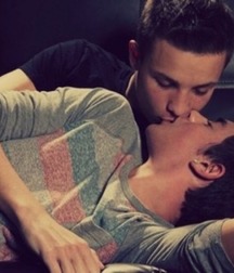Guys in LoVe 5999e490e1f79.jpg