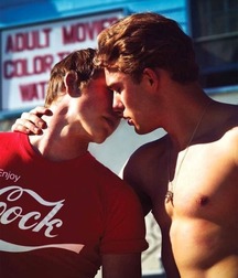 Guys in LoVe 5999e4990f066.jpg
