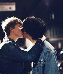 Guys in LoVe 5999e4cf45b77.jpg