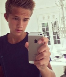 Boys Can't Stop - Selfies 59ae00940d4e6.jpg