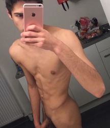 Boys and their Cellphones 59b1e4fe18a58.jpg