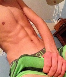 Teen Boys File 59bf1e7d3b02e.jpg