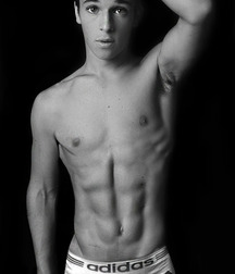 More Cuteness non nude 59bf1ed1d2c64.jpg