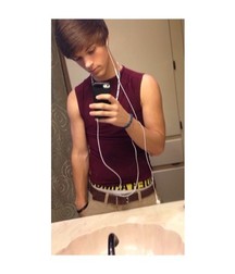 Selfie Boys non-nude 59bf1f3cc4435.jpg