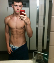 Boy Naked Selfies 59bf1f6d861d9.jpg