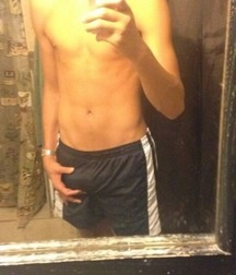Boy Naked Selfies 59bf1f870d570.jpg