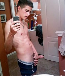Boy Naked Selfies 59bf1f8f838f9.jpg