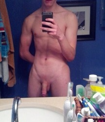 Boy Naked Selfies 59bf1f932de54.jpg