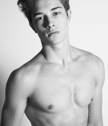 Boys Abs & Nipples 59e3eab03935e.jpg