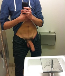 Boys Selfies 5a1893d104d5c.jpg