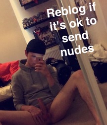 Boy Selfies 5a1a2ea82949e.jpg