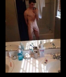 Boy Selfies 5a1a2eab7217e.png