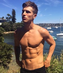Shirtless Hunks 5a1a2f81a2481.jpg