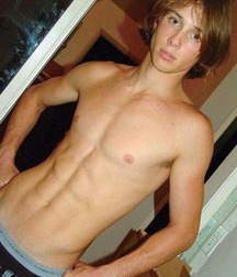 Teen Boy Abbs 5a1b28cedbc9d.jpg