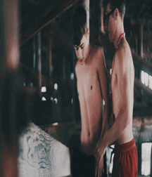Boys Kissing 5a1b2a39826e7.gif