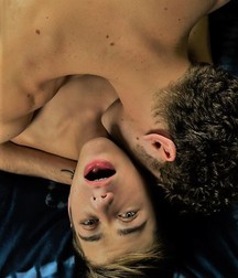 Boys Kissing 5a1b2a6d0da83.jpg