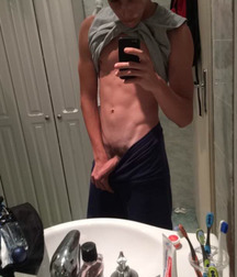 More Selfies Naked 5a28ad3ba7f3d.jpg