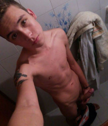 More Selfies Naked 5a28ad4013e0e.jpg