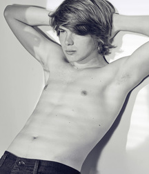 Shirtless Wonder Boys 5a2c260a82ff6.jpg