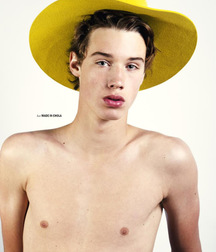 Shirtless Wonder Boys 5a2c260c3bef3.jpg