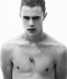 Shirtless Wonder Boys 5a2c260dd30aa.jpg