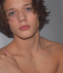 Shirtless Wonder Boys 5a2c26240bdf7.jpg