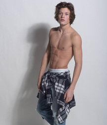 Shirtless Wonder Boys 5a2c262a9ce6b.jpg