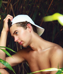 Shirtless Wonder Boys 5a2c26314742a.jpg