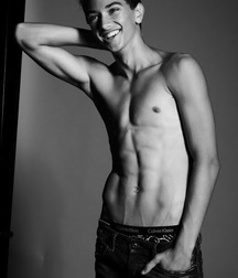 Shirtless Wonder Boys 5a2c2659d3eac.jpeg