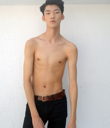 Shirtless Wonder Boys 5a2c2661aa57c.jpg