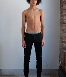 Shirtless Wonder Boys 5a2c267096998.jpg
