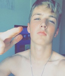 Cute Boys! 5a2c26e50915e.jpg