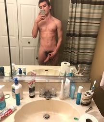 Naked Selfie Boys 5a2c5f37c1d15.jpg