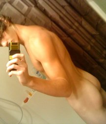 Naked Selfie Boys 5a2c5f5d1ddb1.jpg