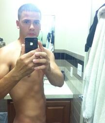 Naked Selfie Boys 5a2c5f747d1f6.jpg