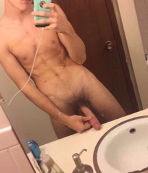Boy Selfies 5a31d99b1c6e8.jpg