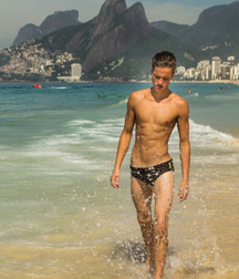 Shirtless Sexy Males 5a37e5bedf486.jpg