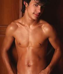 Shirtless Teen Boys to Adire 5a3f1e81ce69e.jpg